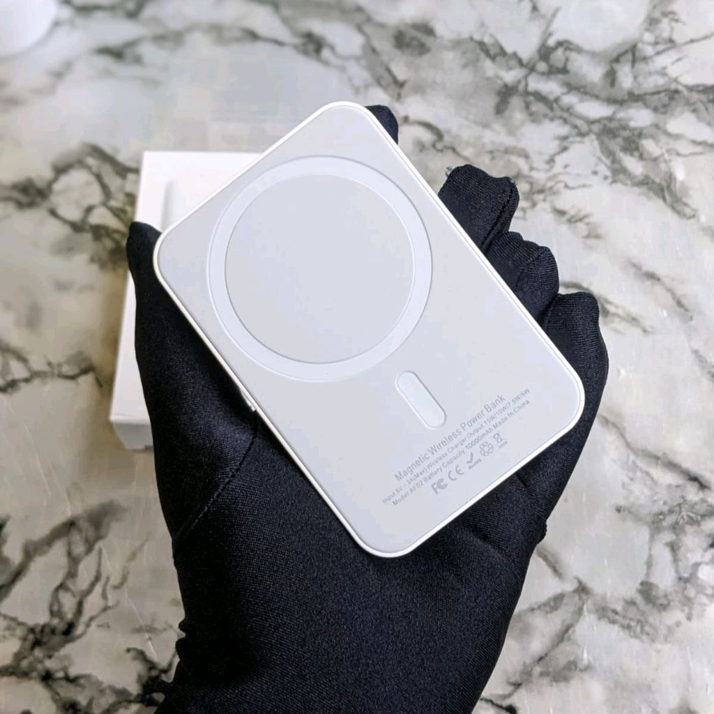 Magsafe Magnetic Wireless Powerbank